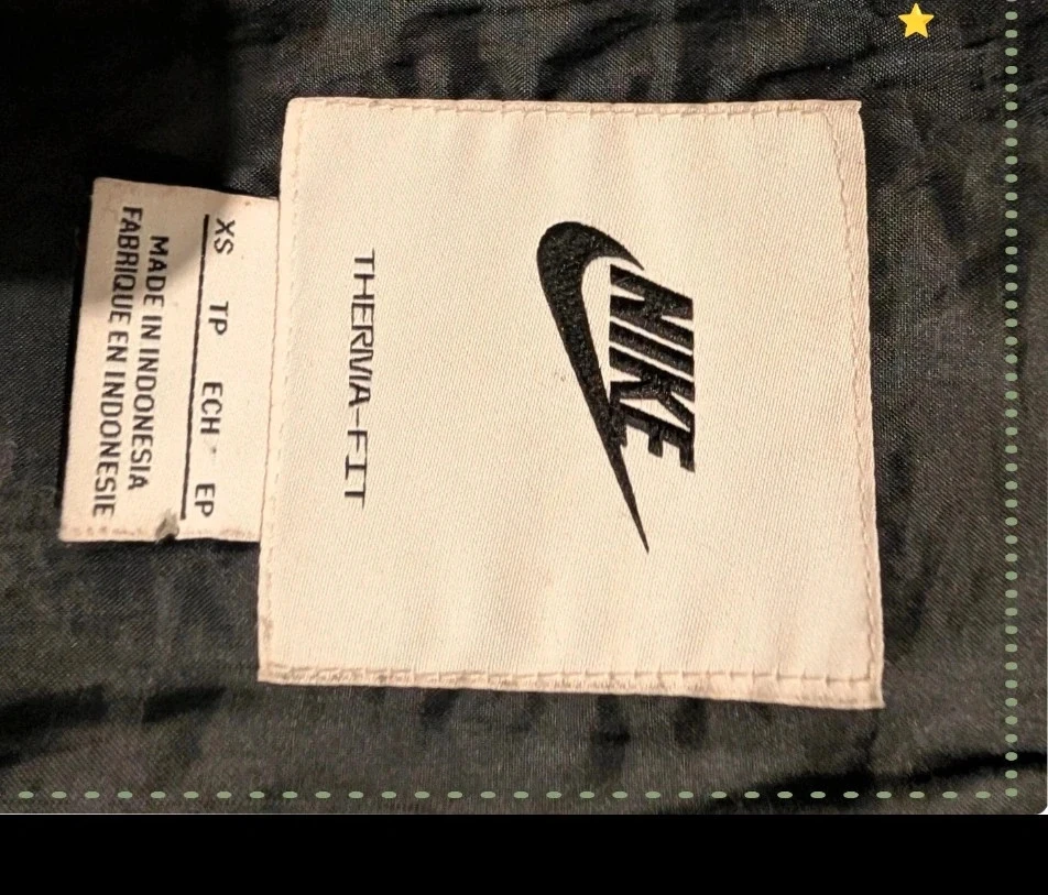 Magnífica chaqueta acolchada negra Nike Therma-FIT - Capucha - Talla XS – photo 7
